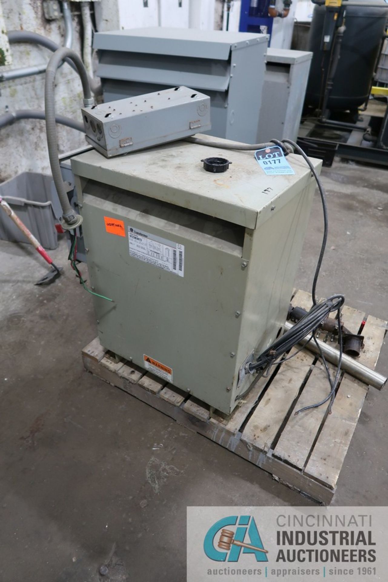 45 KVA GE CAT 9T23B3873 TRANSFORMER