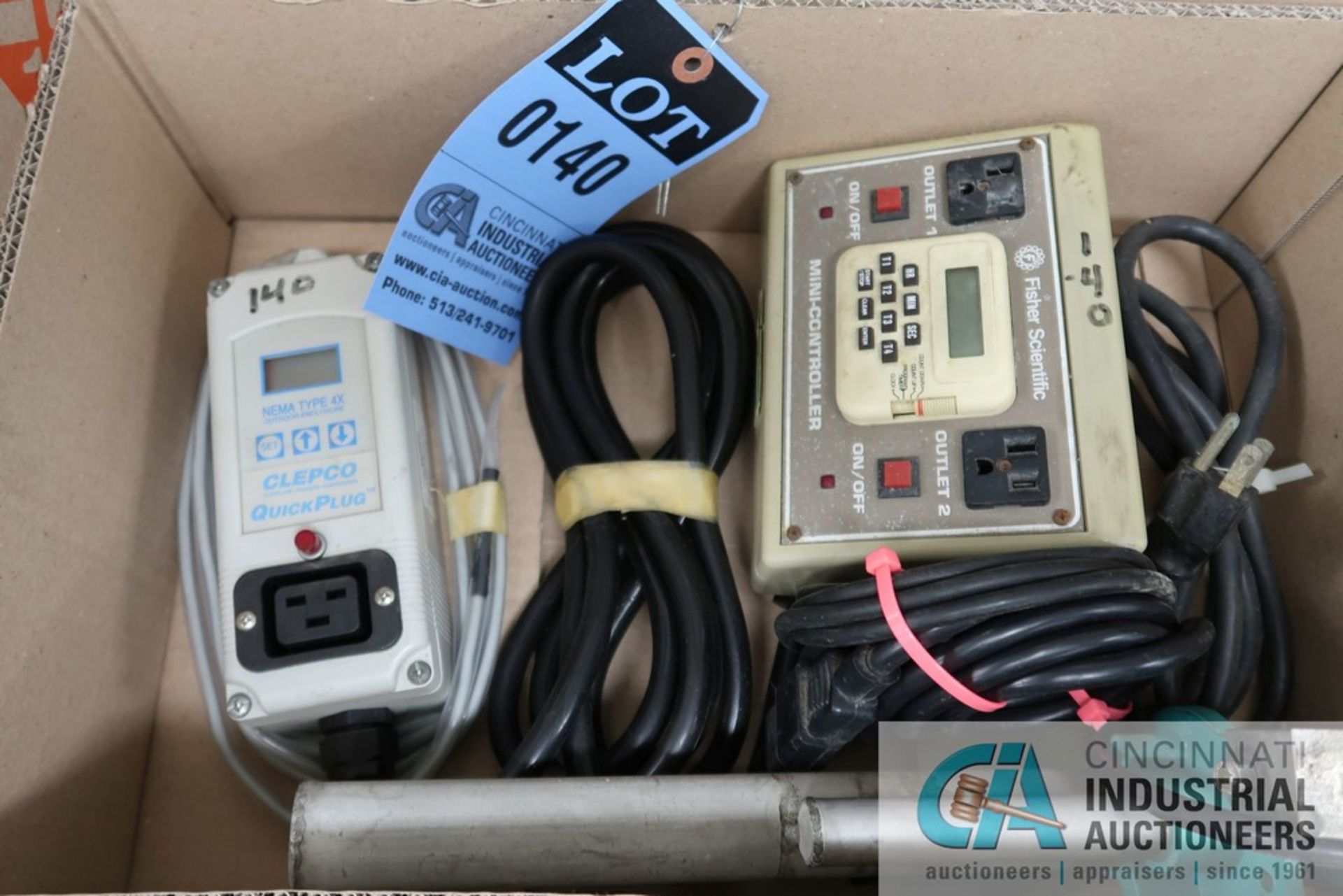 (LOT) CLEPCO QUICK PLUG AND FISHER SCIENTIFIC MINI-CONTROLLER