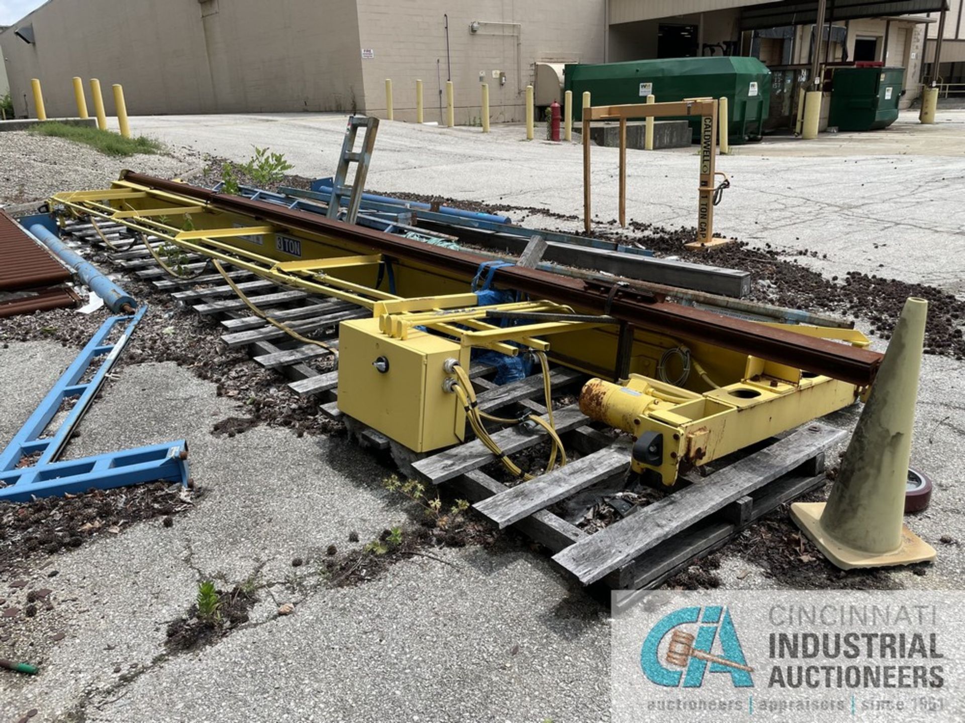 3 TON X 28' SPAN USCEO SINGLE GIRDER TOP RUNNING OVERHEAD CRANE, S/N 17-4313, WITH 3 TON R&M CABLE - Image 4 of 20