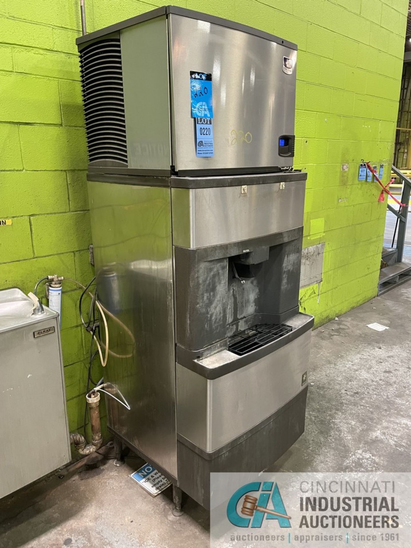 MANITOWOC ICE AND WATER DISPENSER - Image 2 of 6