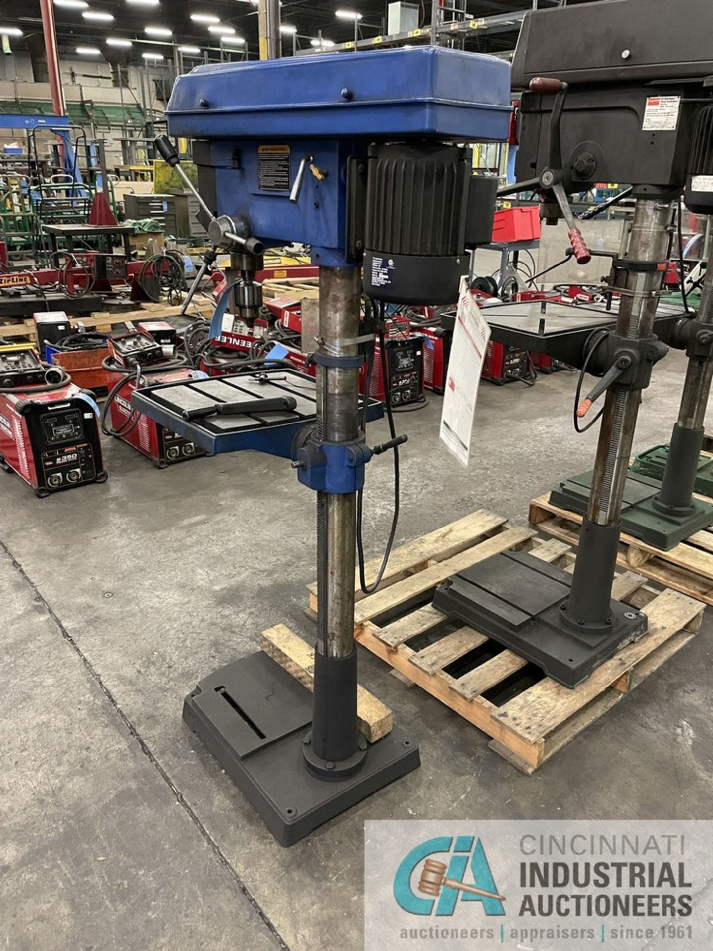 20" WESTWARD DRILL PRESS - Image 5 of 5