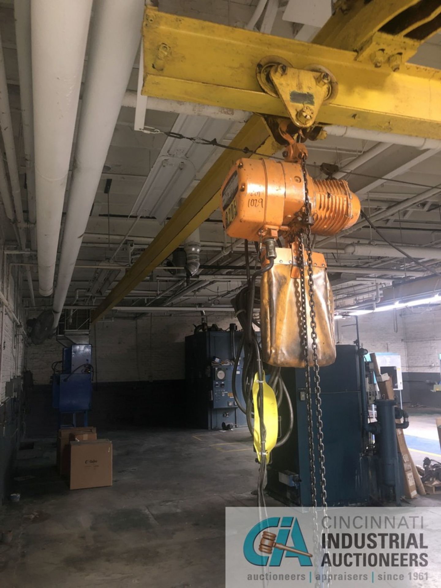 500 LB. UNDERSLUNG CRANE SYSTEM: 15' X 36' LIFT AREA; 80" UNDER HOOK; CONSISTING OF: 1/2 TON - Image 3 of 10