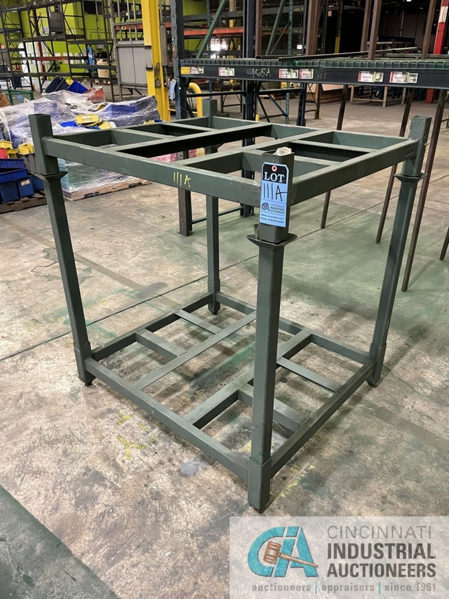 STEEL KIND INDUSTRIES 48" L X 41" W X 50" H STACKABLE STAND