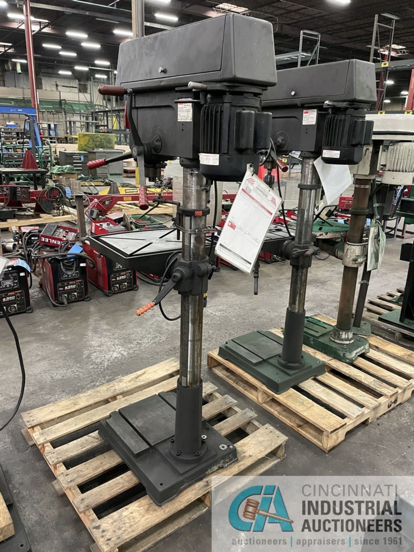 20" DAYTON DRILL PRESS - Image 6 of 6