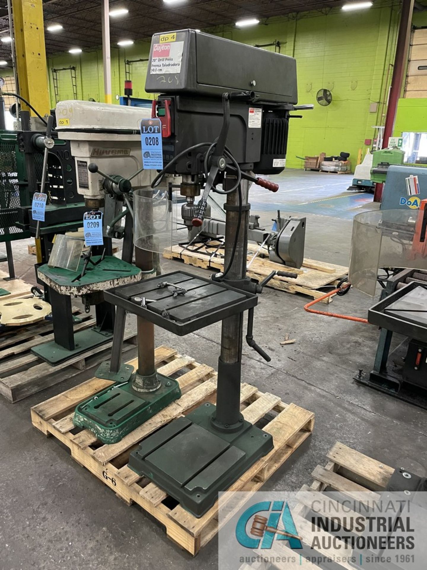 20" DAYTON DRILL PRESS