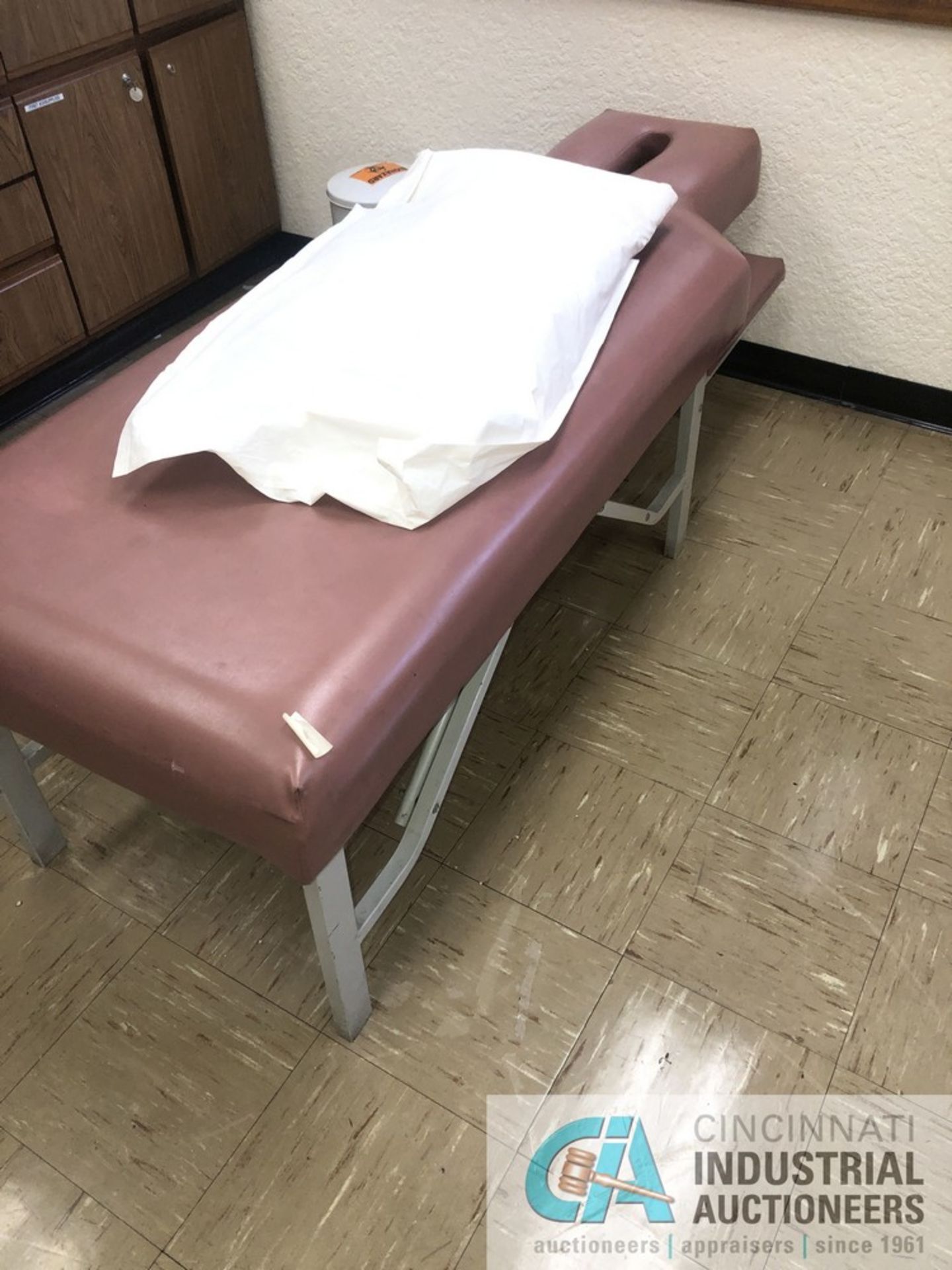 CONTENTS OF MEDICAL OFFICE: PATIENT BED; MINI REFRIGERATOR; CRUTCHES; FLOOR SCALE; TITMUS VISION - Image 5 of 11