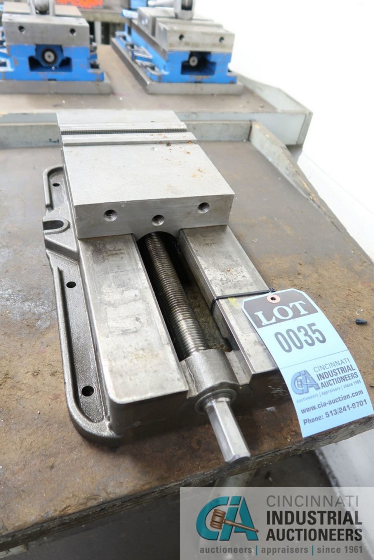 8" KURT PRECISION MILL VISE