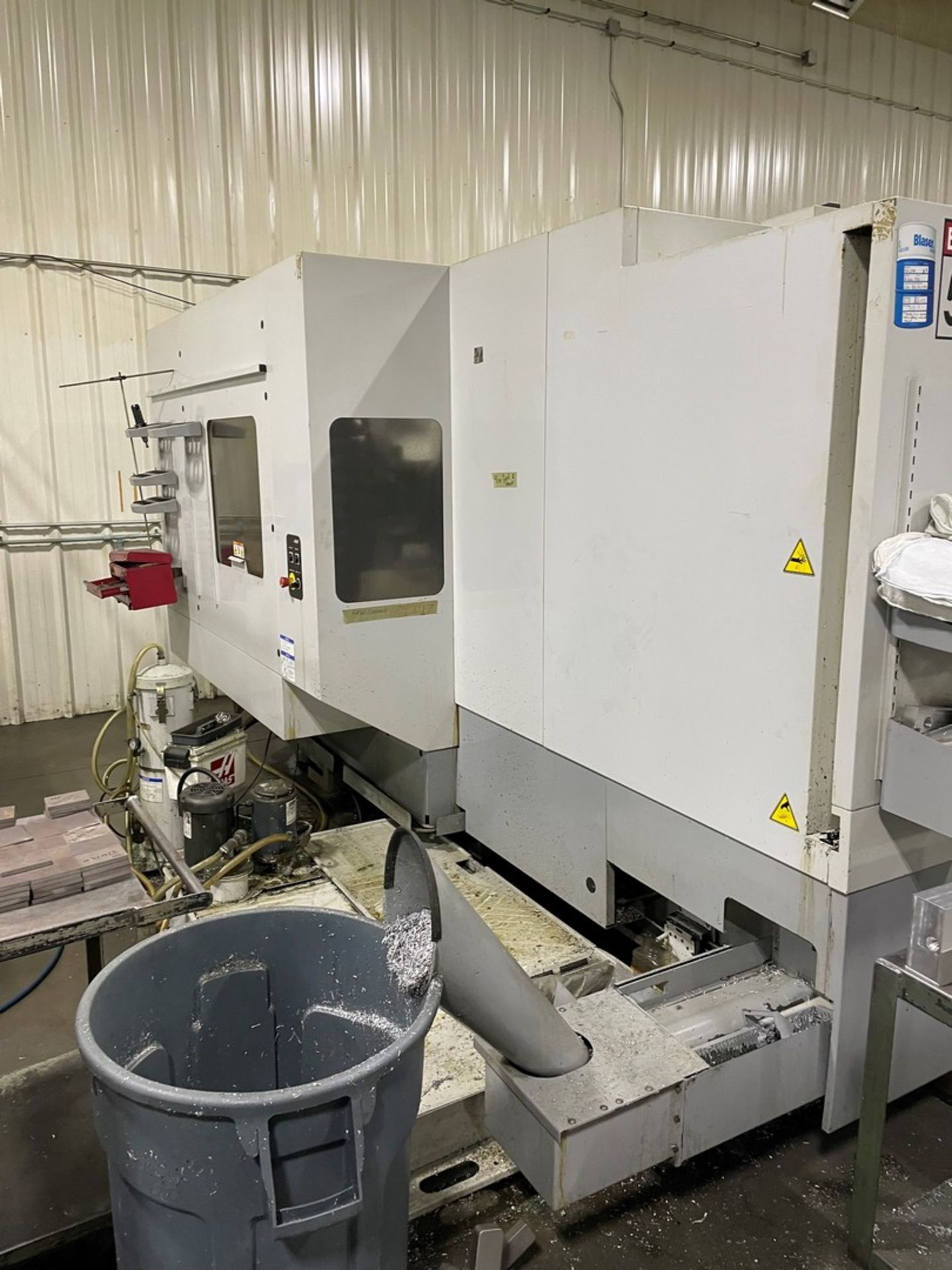 HAAS MODEL EC-500 CNC HORIZONTAL MACHINING CENTER; S/N 2052373, 32"X20"X28" TRAVELS, 20"X20" - Image 3 of 9