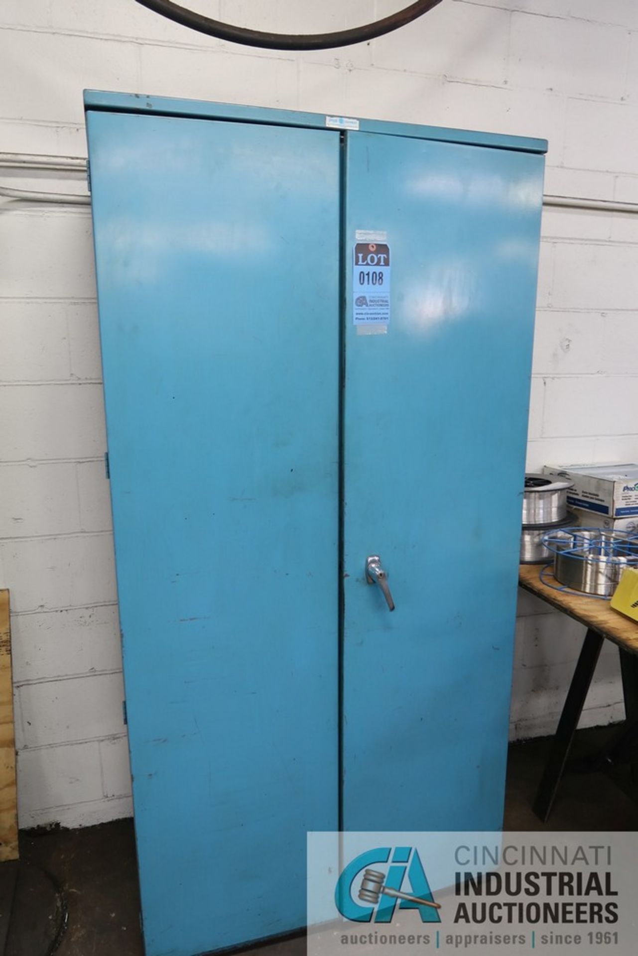 (LOT) MISCELLANEOUS WELDING SUPPLIES WITH STORAGE CABINET
