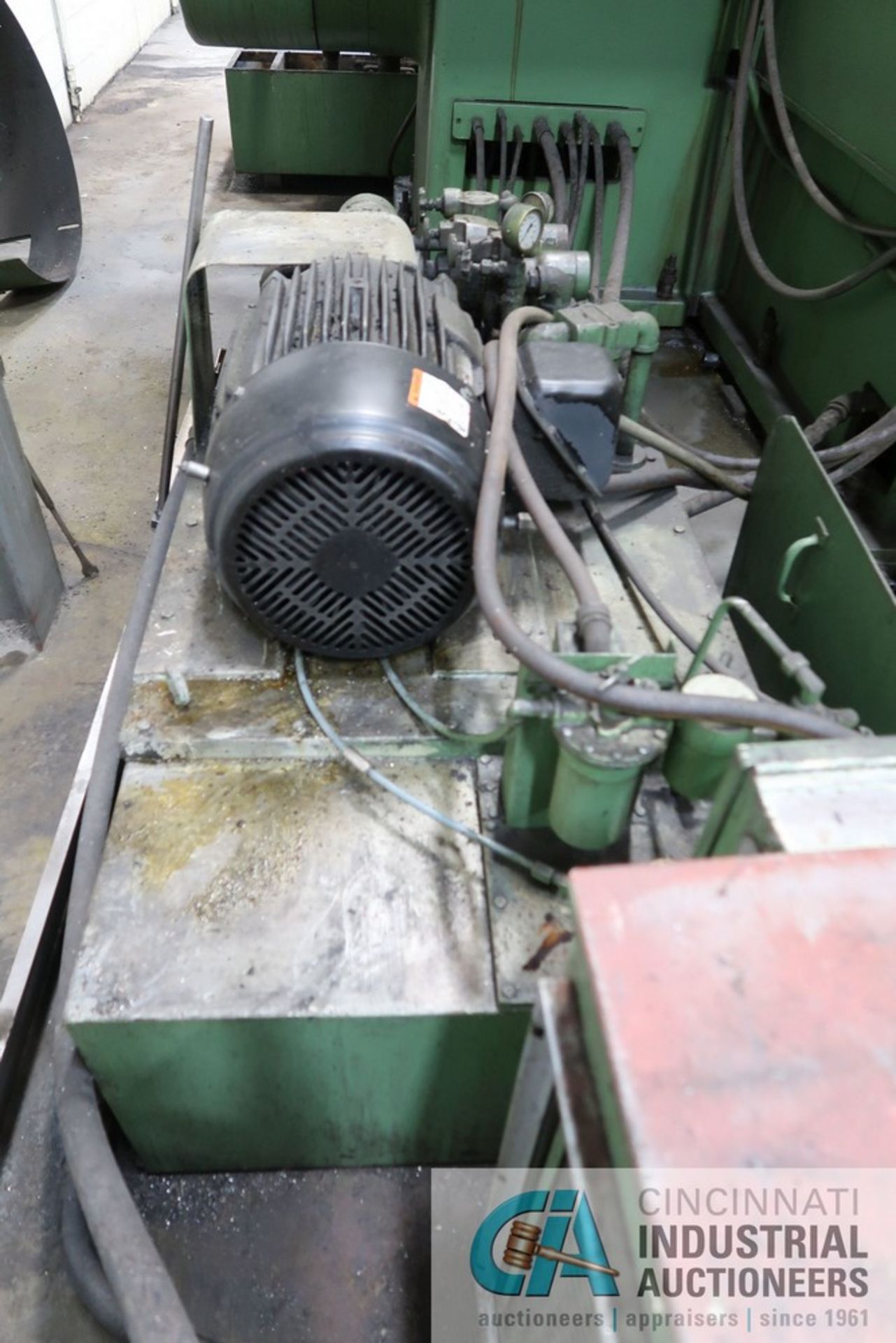 36" X 60' GALLMEYER AND LIVINGSTON MODLE F SURFACE GRINDER; S/N 1143672, WITH NEWALL E70-M DIGITAL - Image 10 of 13