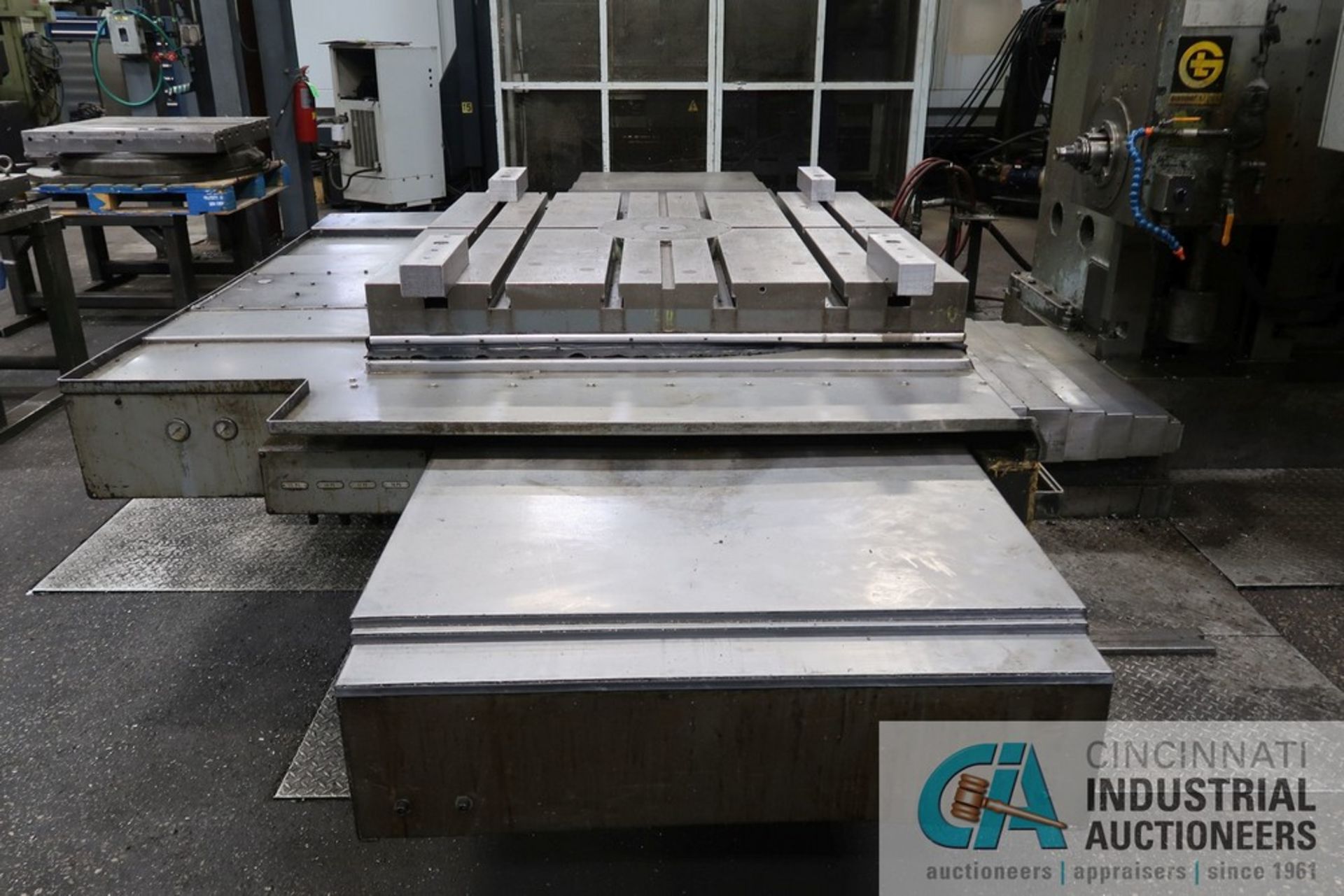 5" GIDDING AND LEWIS CNC HORIZONTAL BORING MILL; S/N N/A (MACHINE NO. B-5) 4' X 4' TABLE, 50 - Image 6 of 15