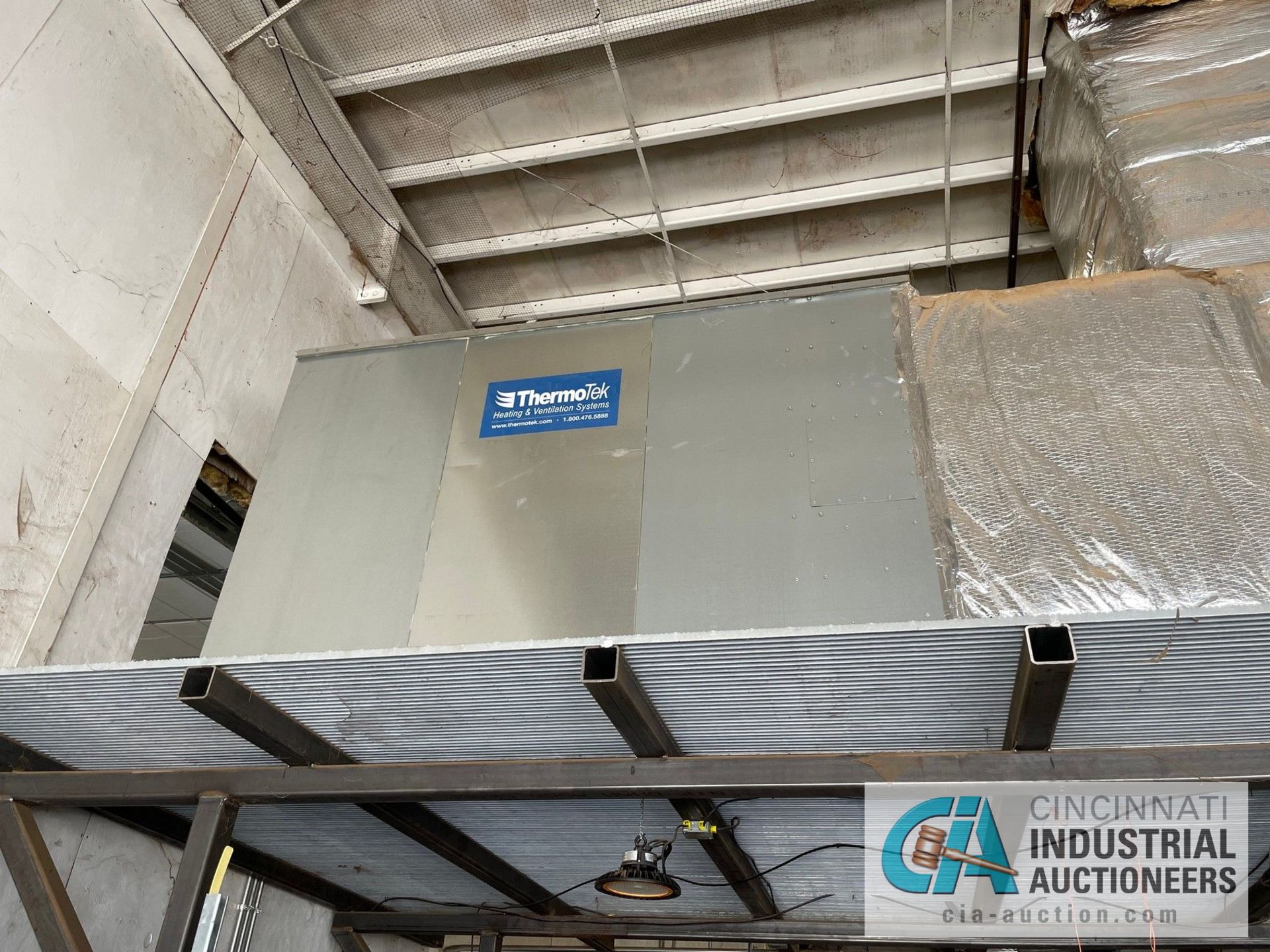 40,000 CFM THERMOTEK MODEL TTH-36 NATURAL GAS FIRED HORIZONTAL INDUSTRIAL HEATER / AIR MAKE-UP - Image 3 of 8