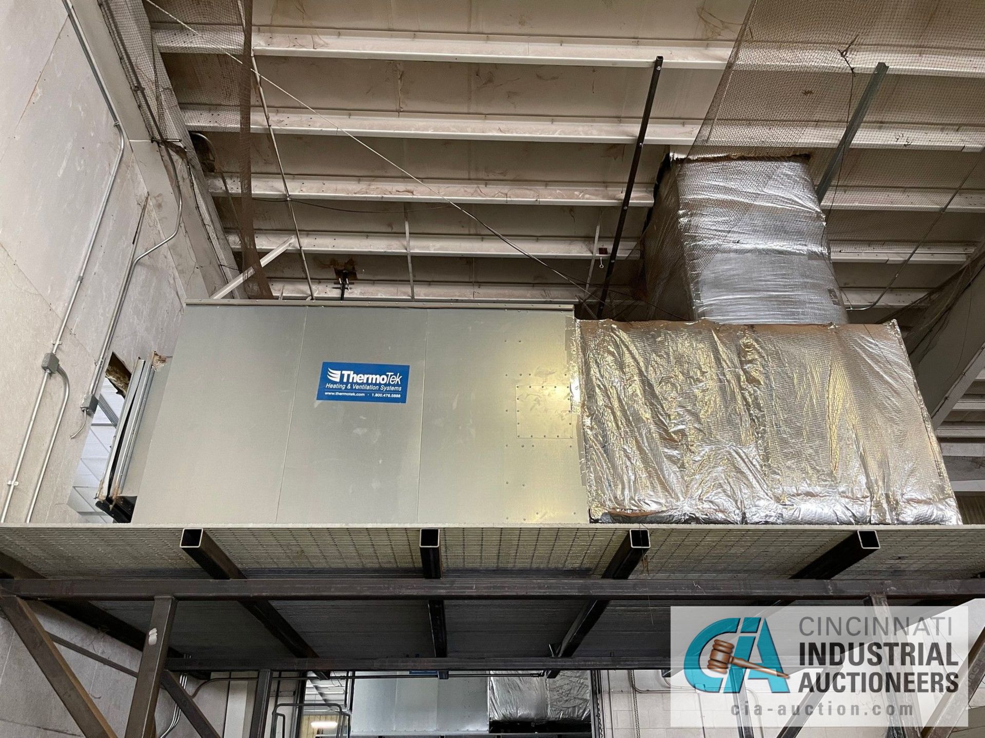 30,000 CFM THERMOTEK MODEL TTH-36 NATURAL GAS FIRED HORIZONTAL INDUSTRIAL HEATER / AIR MAKE-UP U - Image 2 of 10