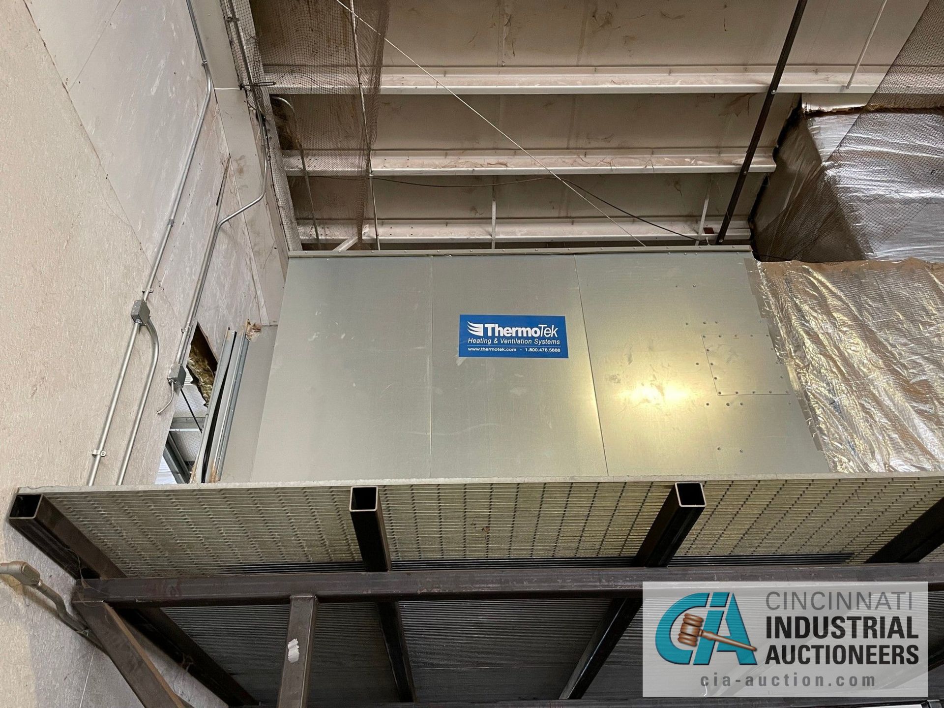 30,000 CFM THERMOTEK MODEL TTH-36 NATURAL GAS FIRED HORIZONTAL INDUSTRIAL HEATER / AIR MAKE-UP U - Image 3 of 10