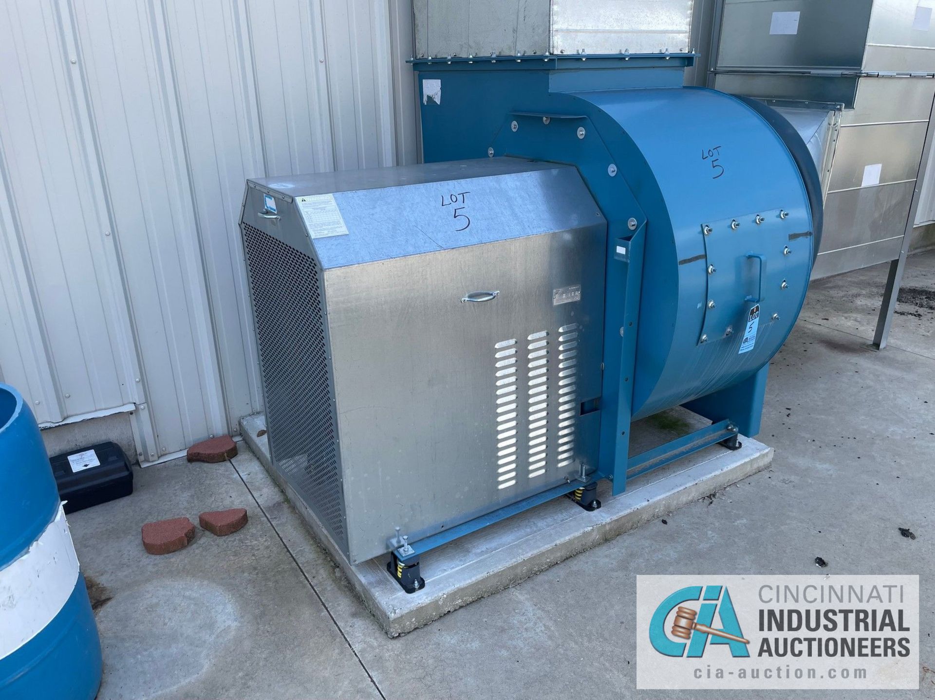 20,000 CFM X 30-HP TCF TWIN CITY FAN BLOWER SYSTEM WITH JOHNSON CONTROLS MODEL AYK-550 V/S DRIVE; - Image 3 of 16