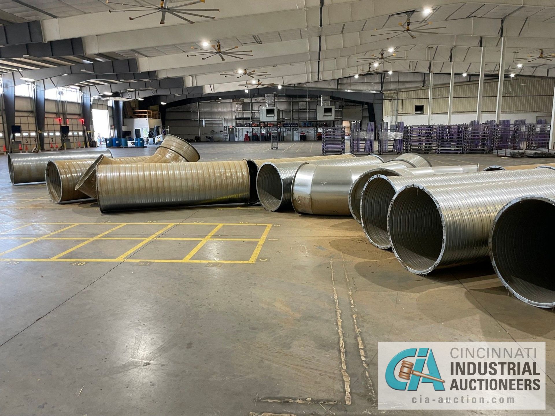 (LOT) GALVANIZED SPIRAL DUCT WORK ON GROUND; APPROX. (11) 10' X 37.5" DIA. PCS, (1) 8' X 37.5" - Image 2 of 7