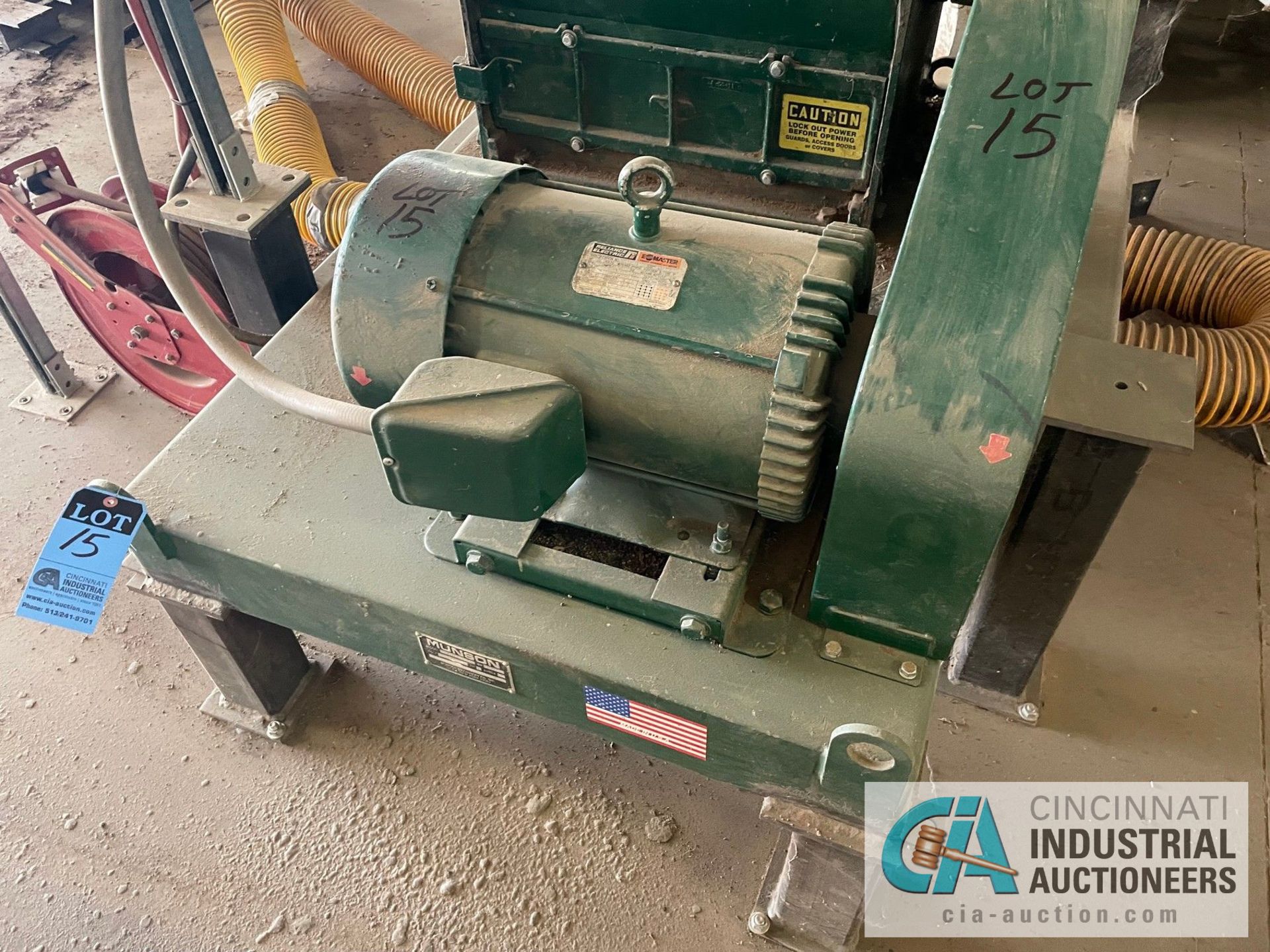 20-HP MUNSON SIZE 4 CUTTER HAMMER MILL; S/N 180897, DURA PULSE V/S DRIVE, DISCONNECT SWITCH, HEAVY - Image 6 of 11