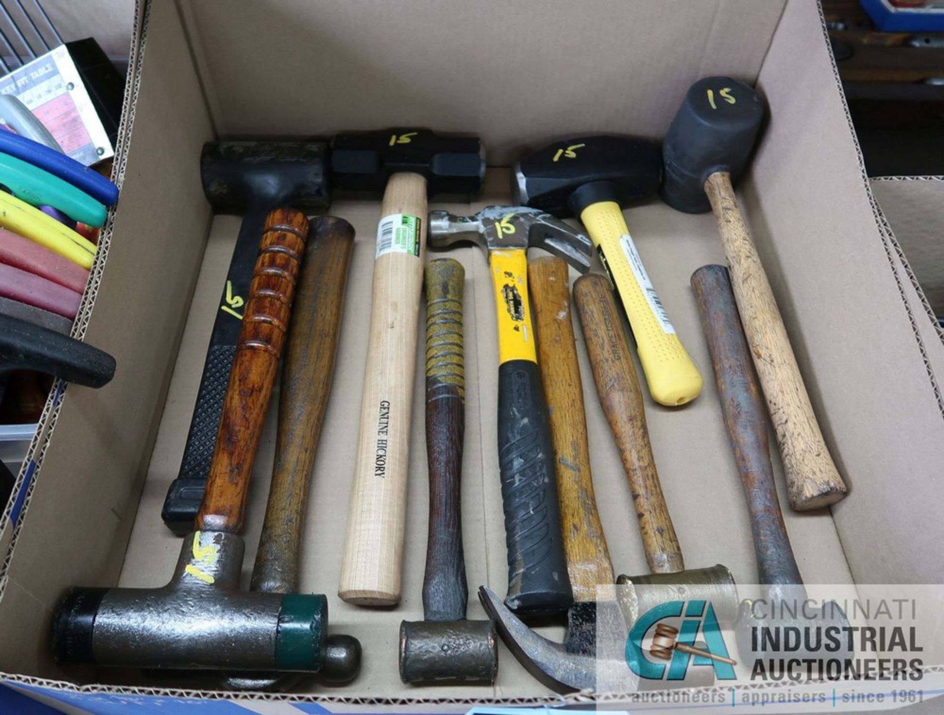 (LOT) MISCELLANEOUS HAMMERS