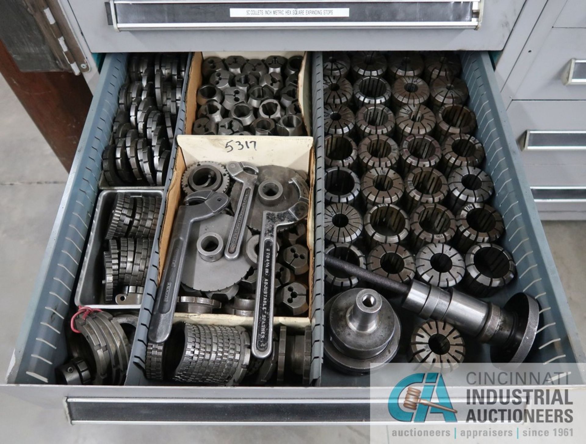10-DRAWER LISTA TYPE TOOL CABINET AND CONTENTS CONSISTING OF LARGE ASSORTMENT OF COLLETS - Image 9 of 11