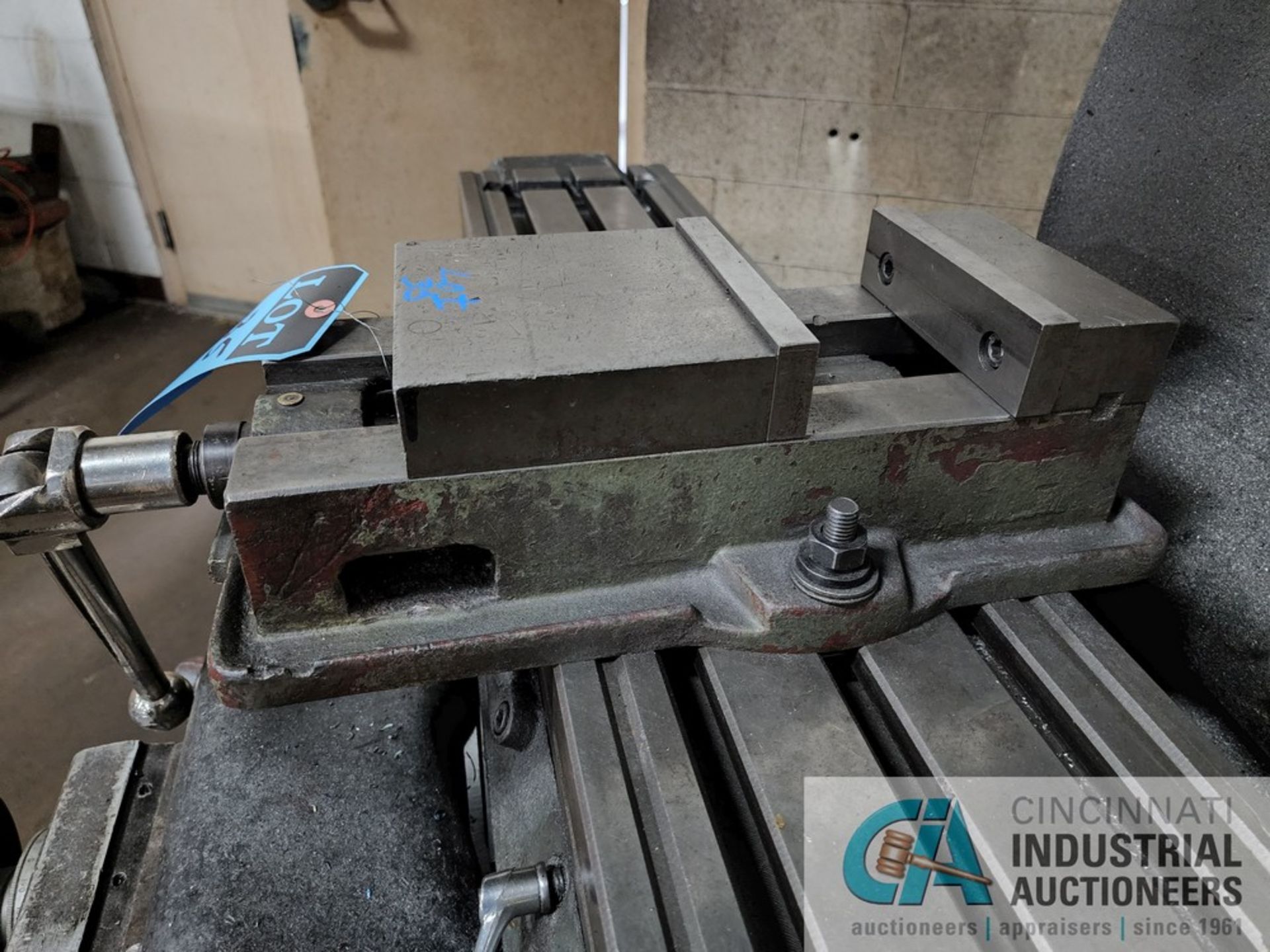6" MILL VISE - Image 2 of 2