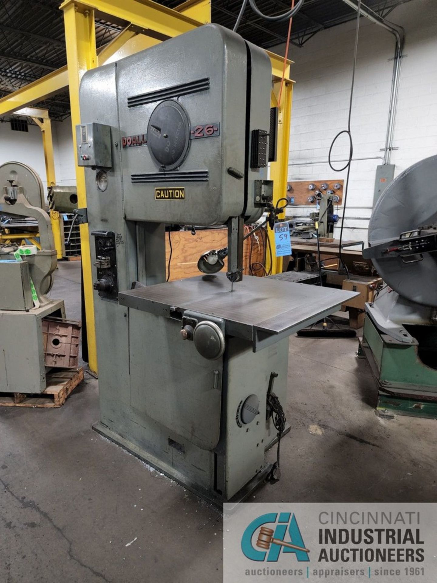 26" DOALL VERTICAL BAND SAW; 30" X 30" TABLE, BLADE WELDER