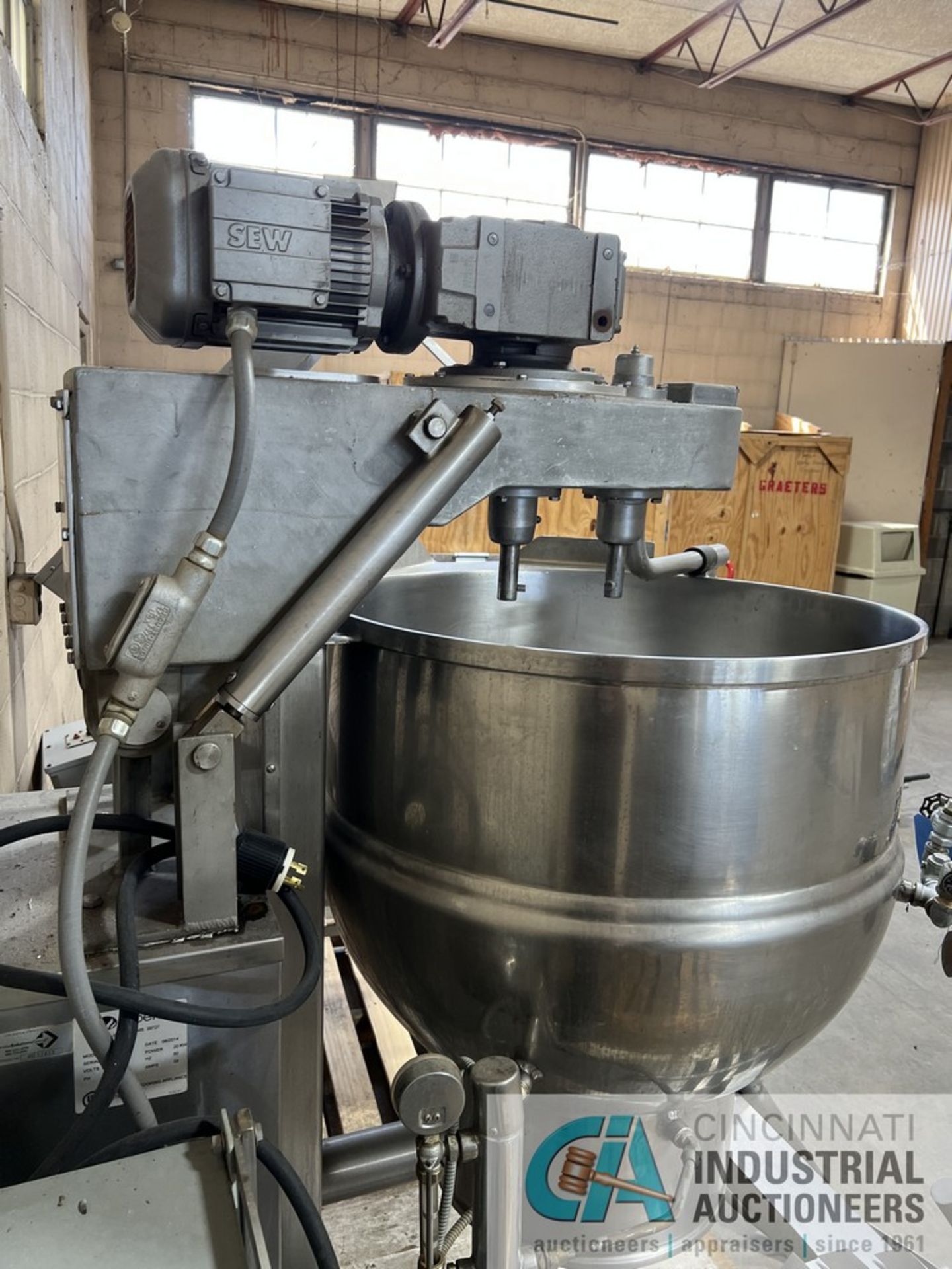 60 GALLON GROEN MODEL DEE/4T-60 ELECTRIC STEAM JACKETED KETTLE MIXER; S/N 95285, 20 KW - Image 16 of 18