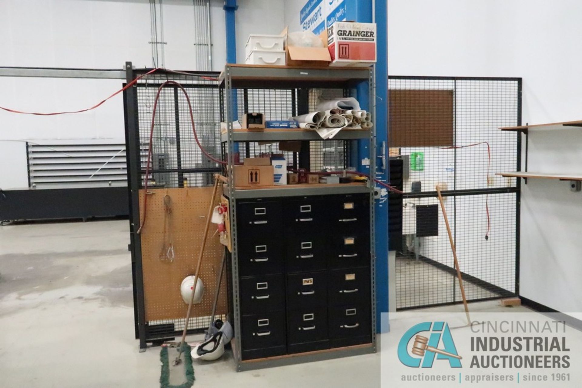 CONTENTS OF MAINTENANCE CRIB INCLUDING BENCHES, CABINETS, SHELVING WITH HARDWARE, LIGHTING, - Image 4 of 19