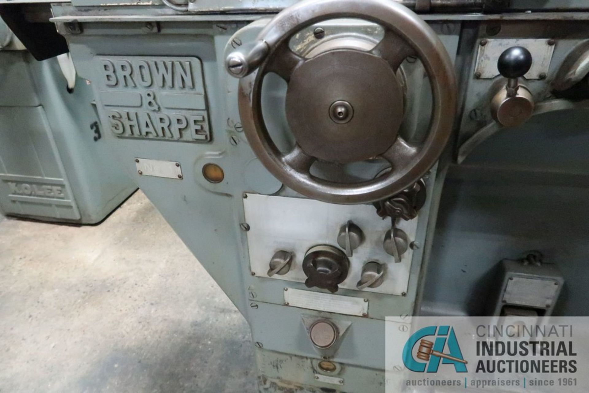 BROWN AND SHARPE NO. 1 UNIVERSAL GRINDER; S/N 521-1-210, FAGOR DRO, 60-600 RPM SPINDLE SPEED, PG - Image 8 of 13