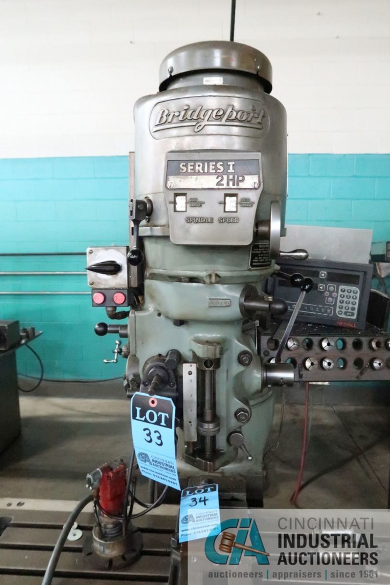 2 HP BRIDGEPORT SERIES I VERTICAL MILLING MACHINE; S/N 235242, NEWALL DP700 DRO, 42" X 9" POWER - Image 4 of 8