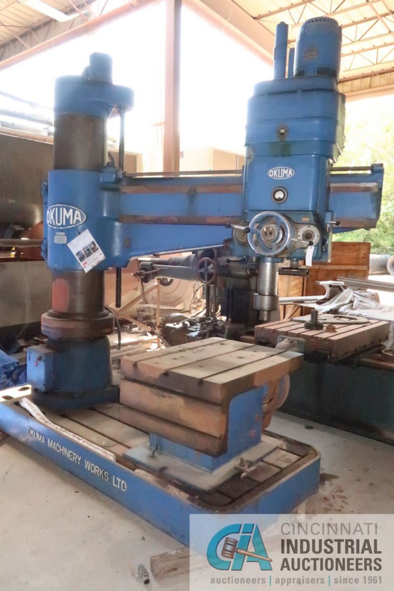 6' ARM X 15" COLUMN OKUMA RADIAL ARM DRILL, 39" X 30" X 16" BOX TABLE, 18-2,240 RPM SPINDLE