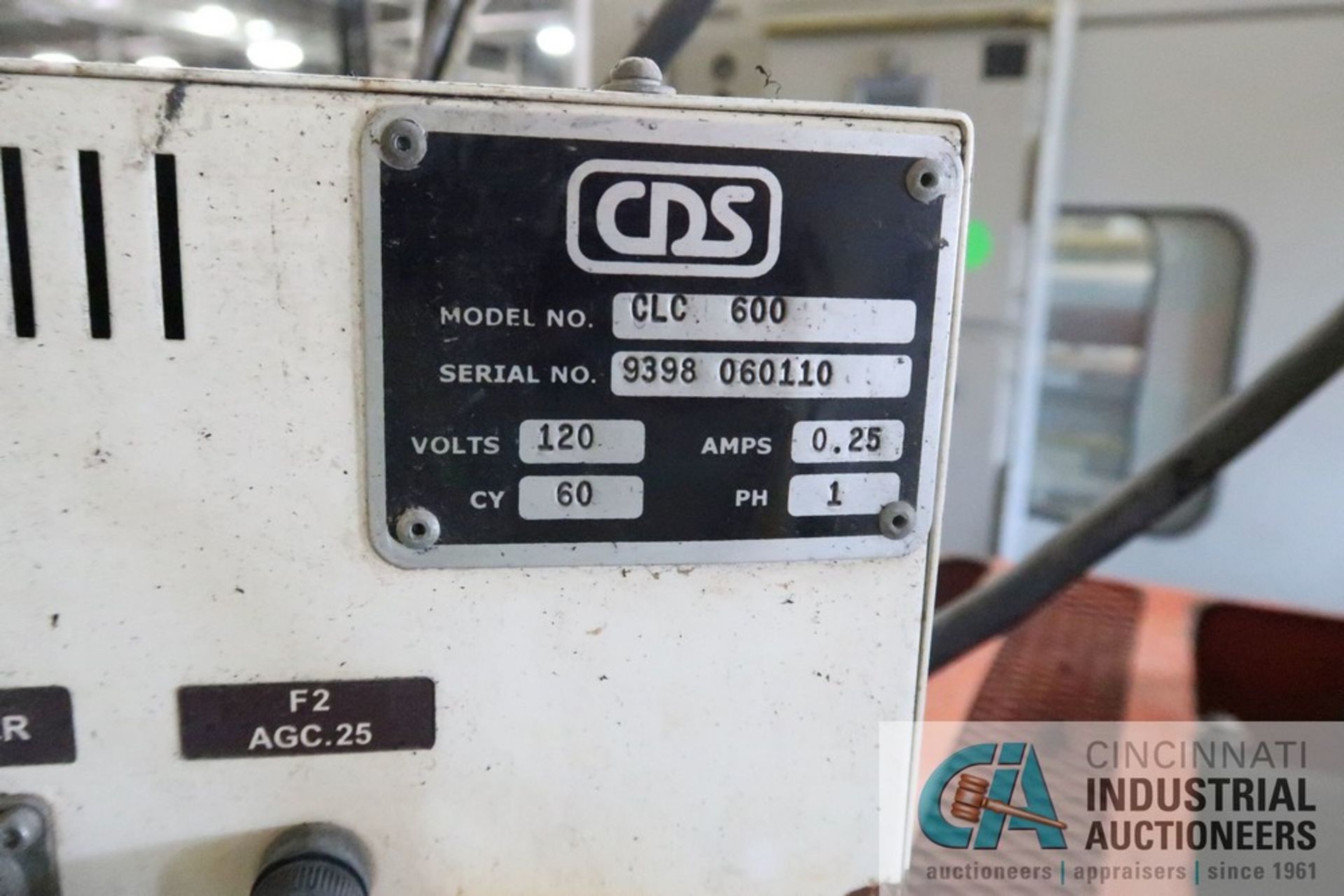 18" CDS MODEL 8.5-18 UPACTING SAW; S/N 9398-050110, WITH CDS CLC600 PROGRAMMABLE PLC CONTROL *LINE - Image 9 of 10