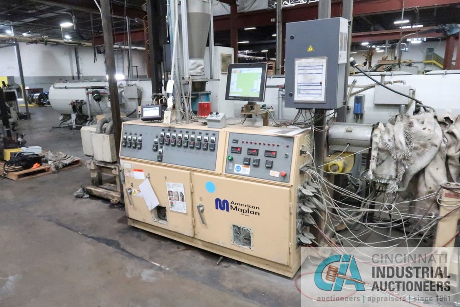 60 MM AMERICAN MAPLAN MODEL AM-B60-BOM-013 EXTRUDER; S/N 168221, 225 HP MOTOR, VARIABLE SPEED DRIVE,