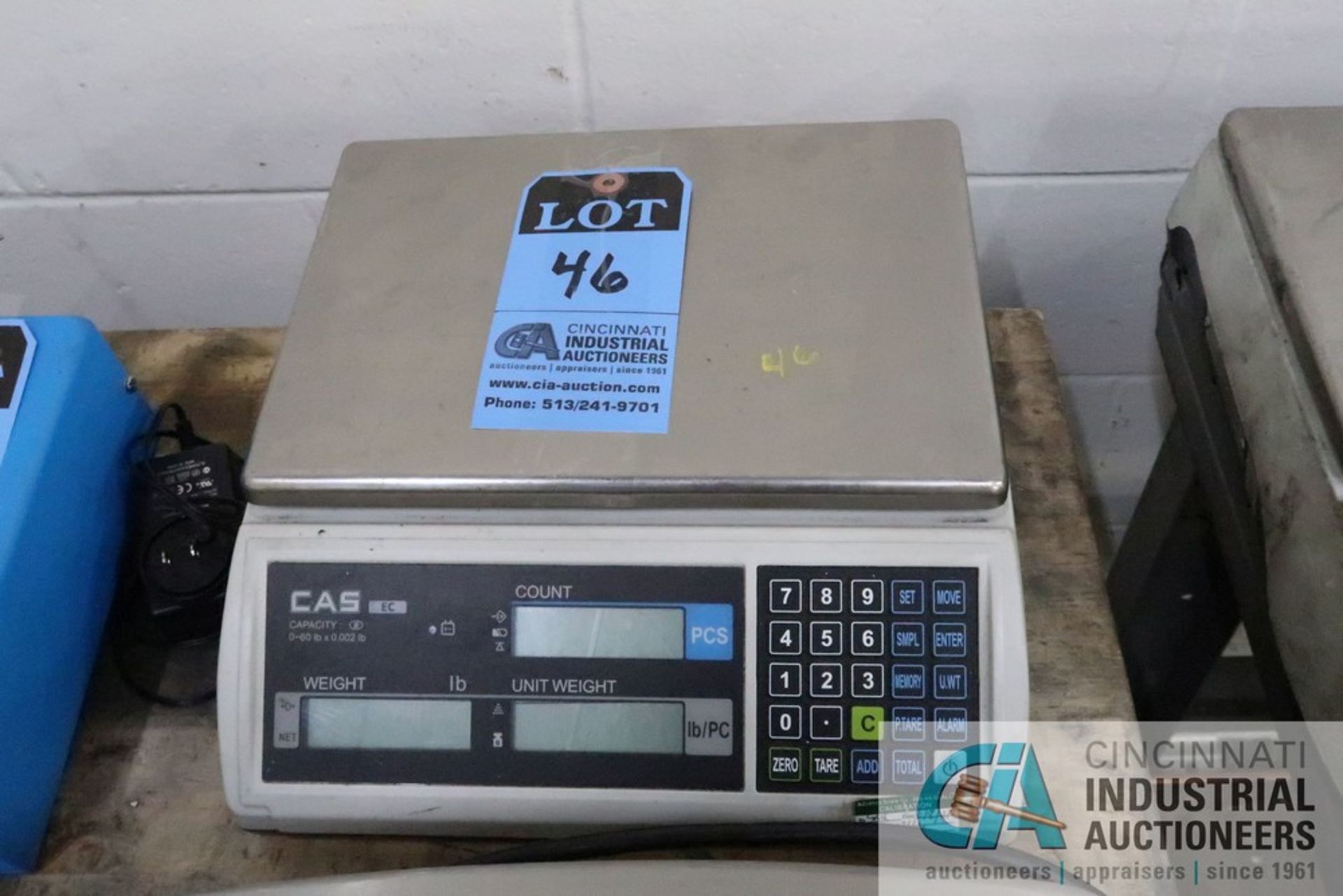 60 LB. CAS COUNTING DIGITAL SCALE