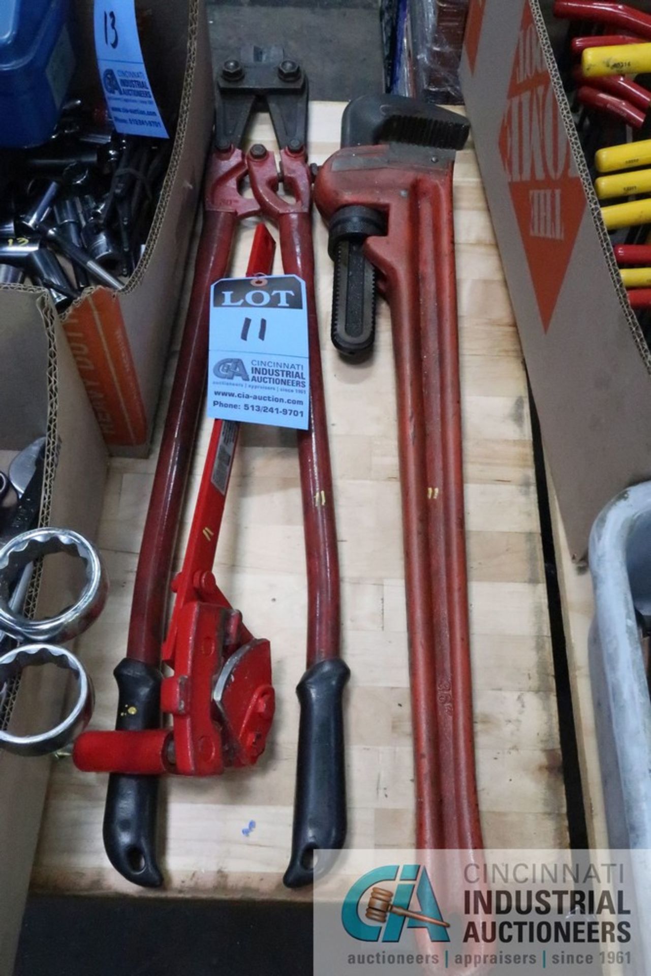 (LOT) 36" PIPE WRENCH, DRUM DEHEADER AND 30" BOLT CUTTER