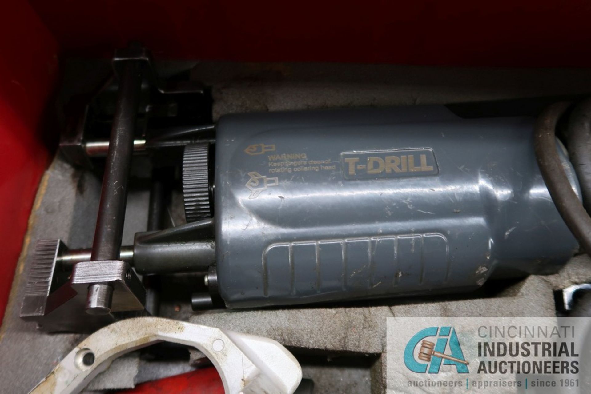 T-DRILL MODEL PLUS 100 PORTABLE COLLARING MACHINE - Image 4 of 8