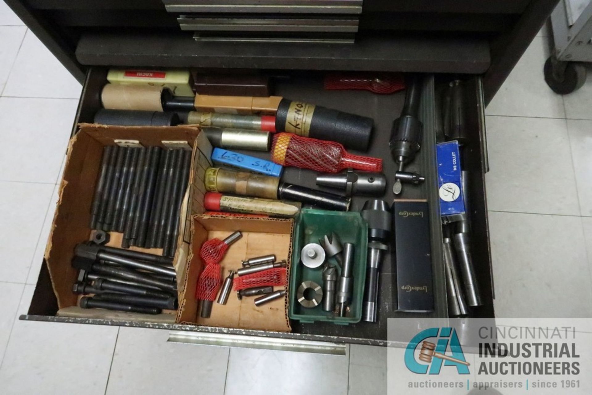 7-DRAWER KENNEDY TOOLBOX WITH MISCELLANEOUS TOOLING - Image 3 of 5