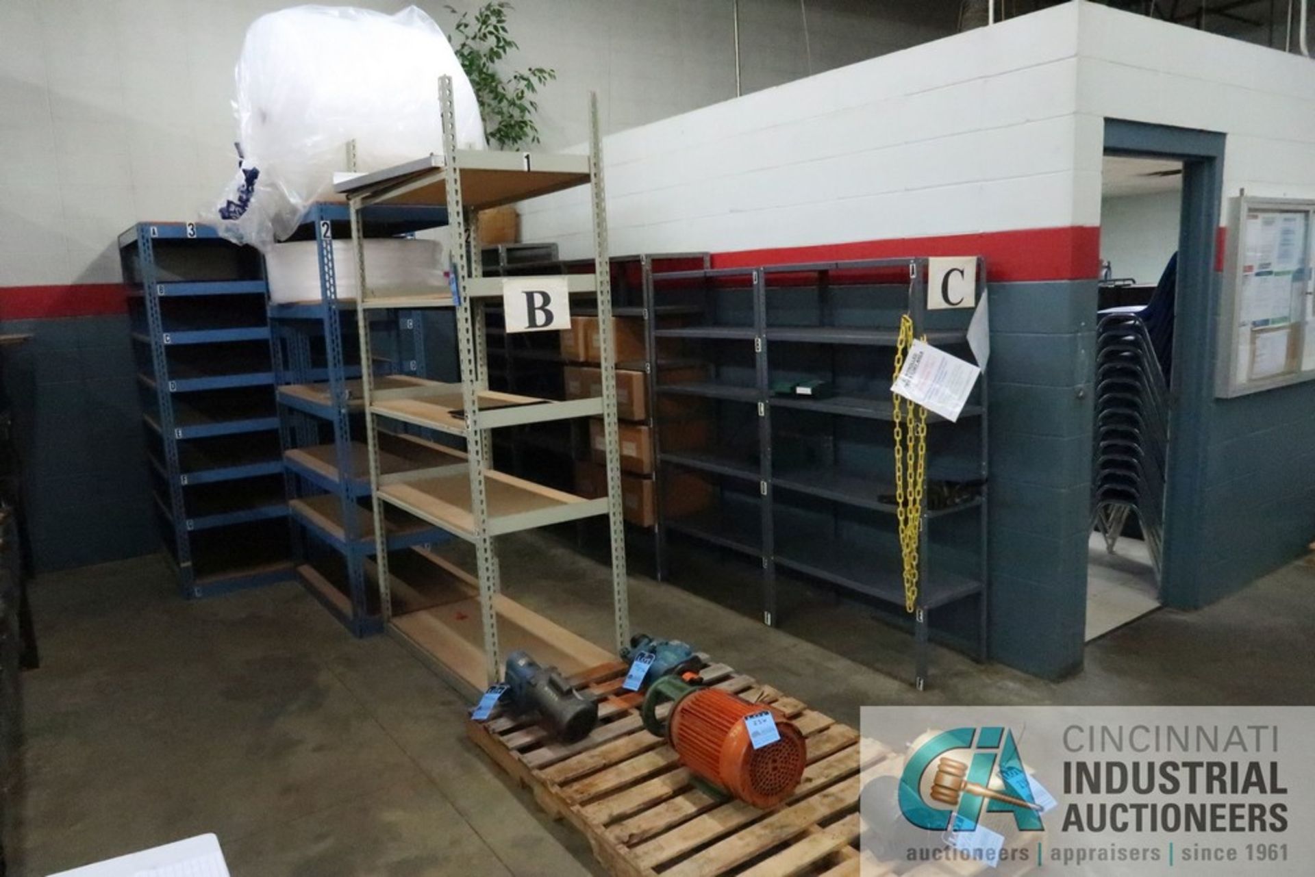 (LOT) MISCELLANEOUS STEEL SHELVES TO 48" X 30" X 84" (9-UNITS)