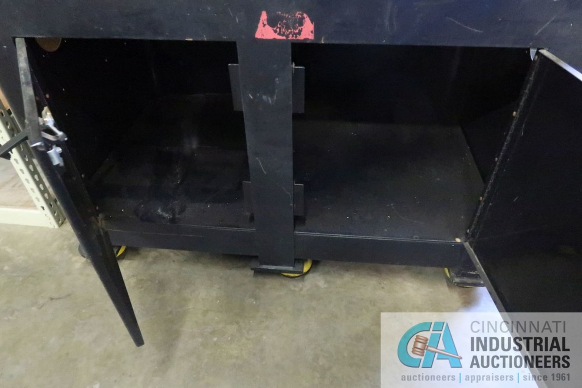 48" X 30" HEAVY DUTY STEEL CABINET W/ 3/4" STEEL PLATE TOP - Image 3 of 3