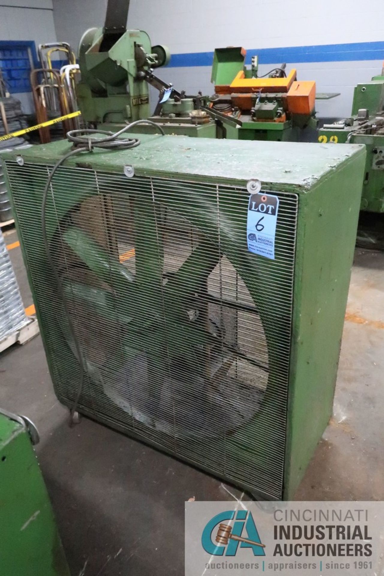 40" BOX TYPE FLOOR FAN