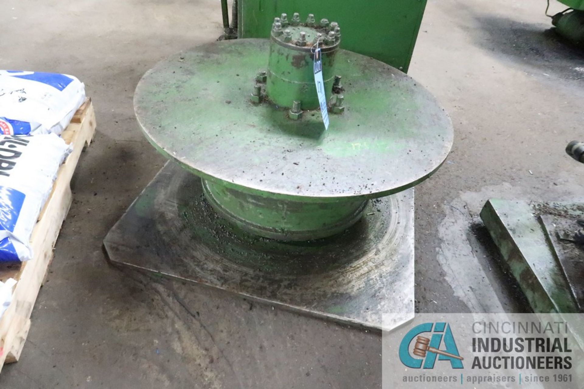 30" DIAMETER WIRE PAY-OFF REEL