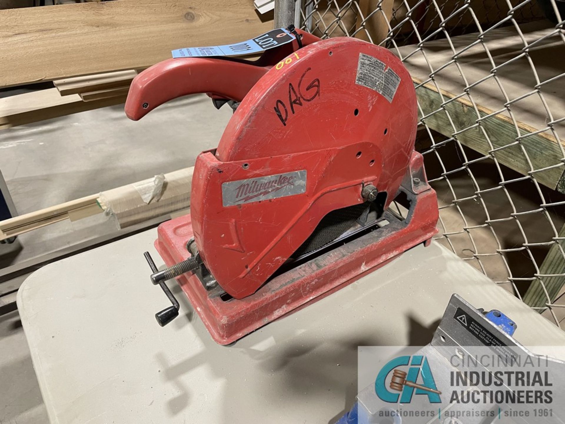 14" MILWAUKEE CAT NO. 6175 ABRASIVE CUT OFF SAW - Image 2 of 4