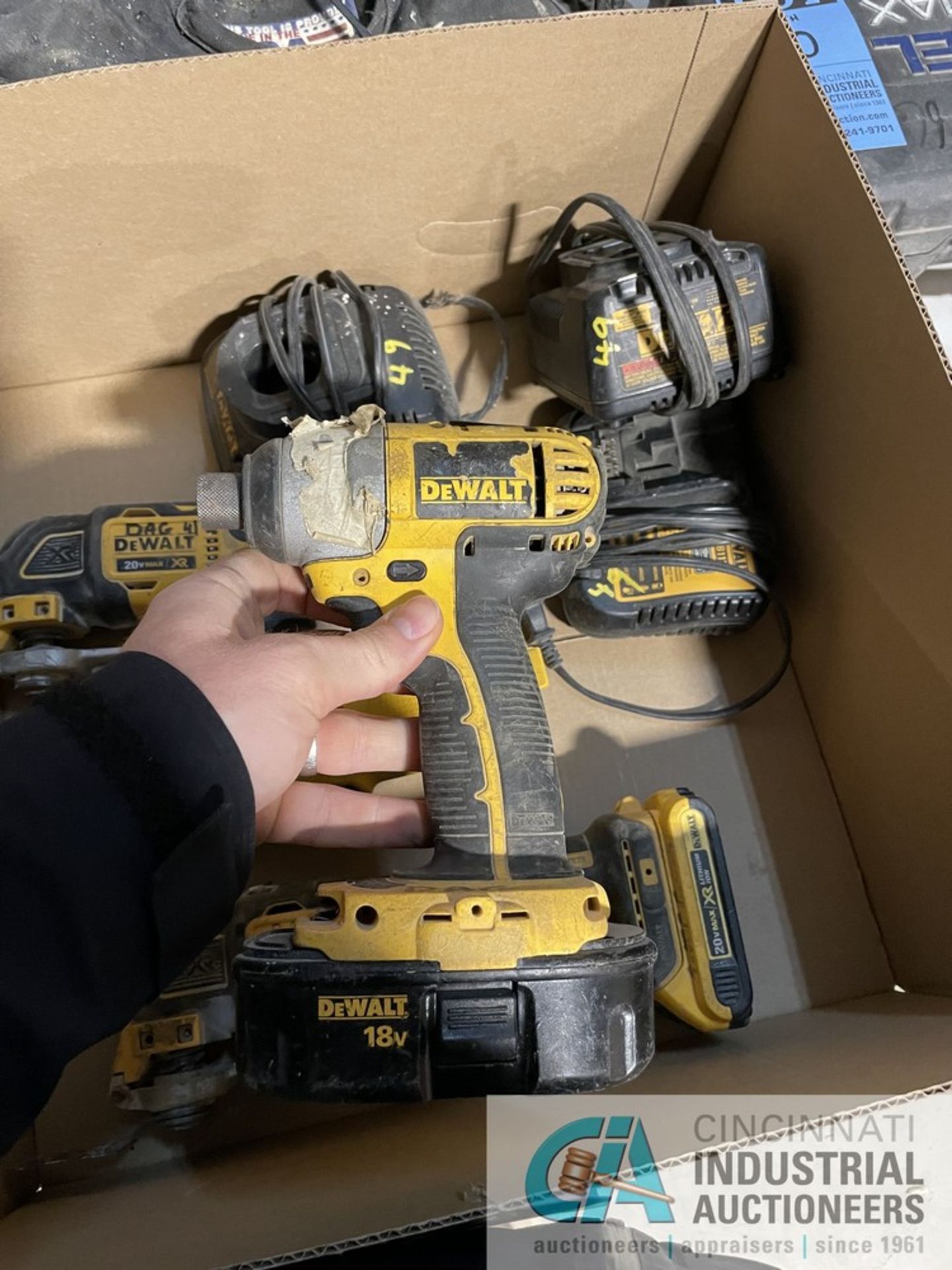 (LOT) MISCELLANEOUS DEWALT CORDLESS POWER TOOLS WITH (3) CHARGERS - Image 5 of 6