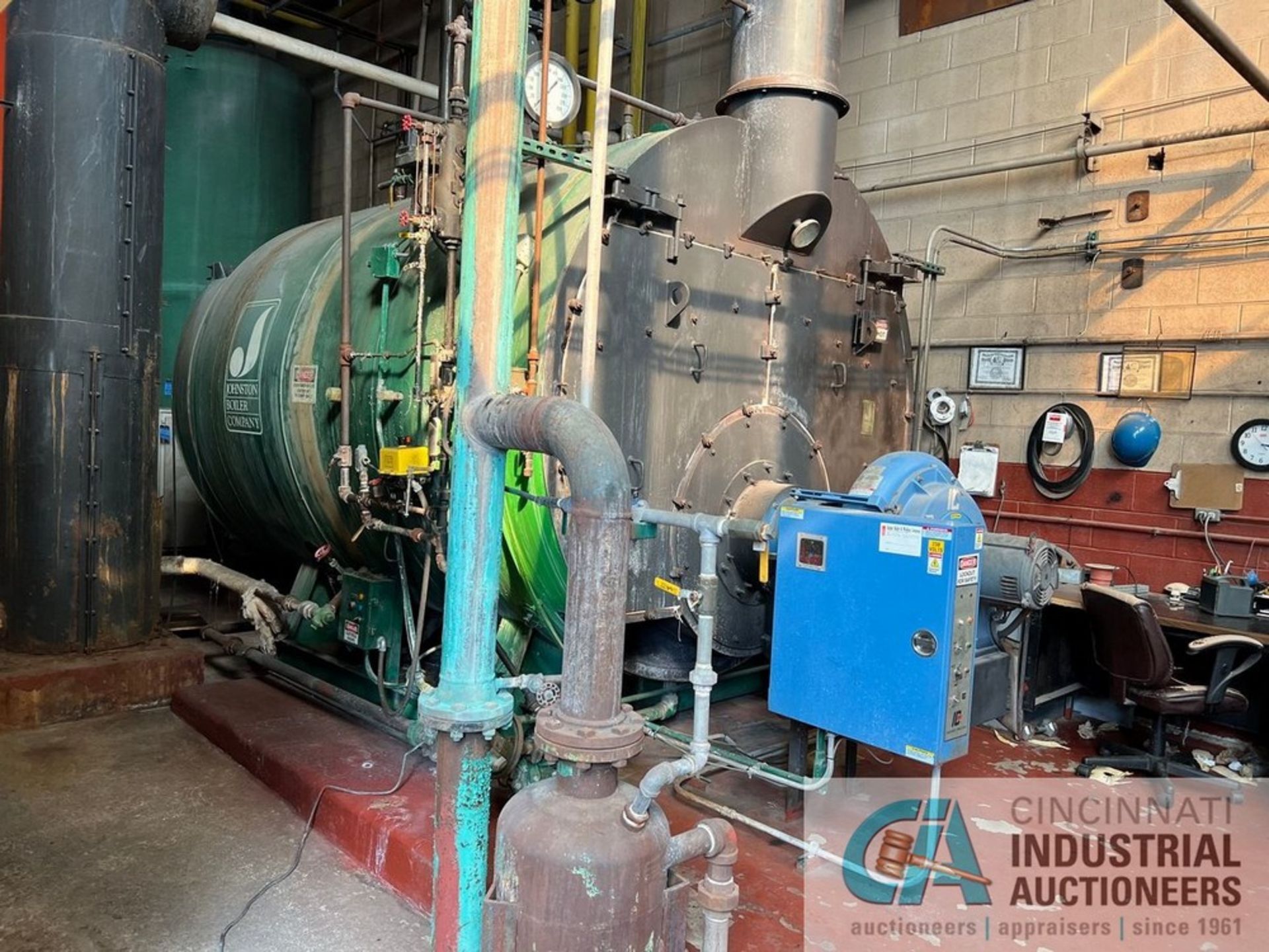 250 HP JOHNSTON FOUR PASS NATURAL GAS FIRED BOILER; S/N 10465-01 W/ INDUSTRIAL COMBUSTION(NEW 2005)