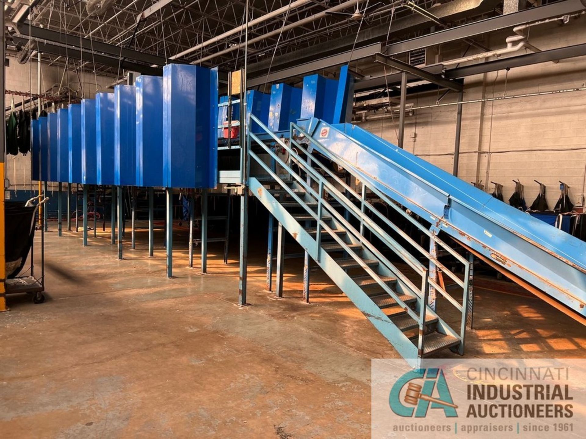 22-STATION SOIL SORT CONVEYOR & MEZZANINE INCLUDING; 30"W X 55'L RUBBER BELT CONVEYOR, 17' INCLINE & - Image 3 of 14