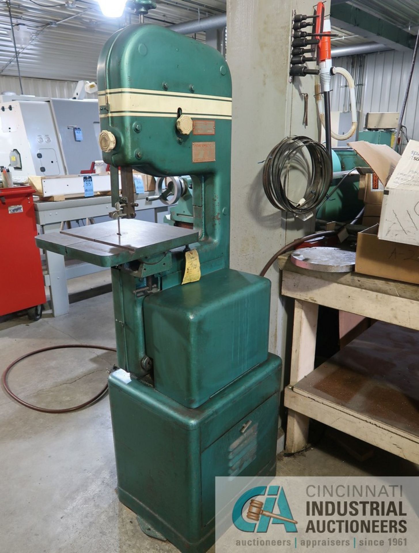 14" POWERMATIC MODEL 143 VERTICAL BELT DRIVEN BAND SAW S/N 343248 40-3000 RPM'S - Image 3 of 4