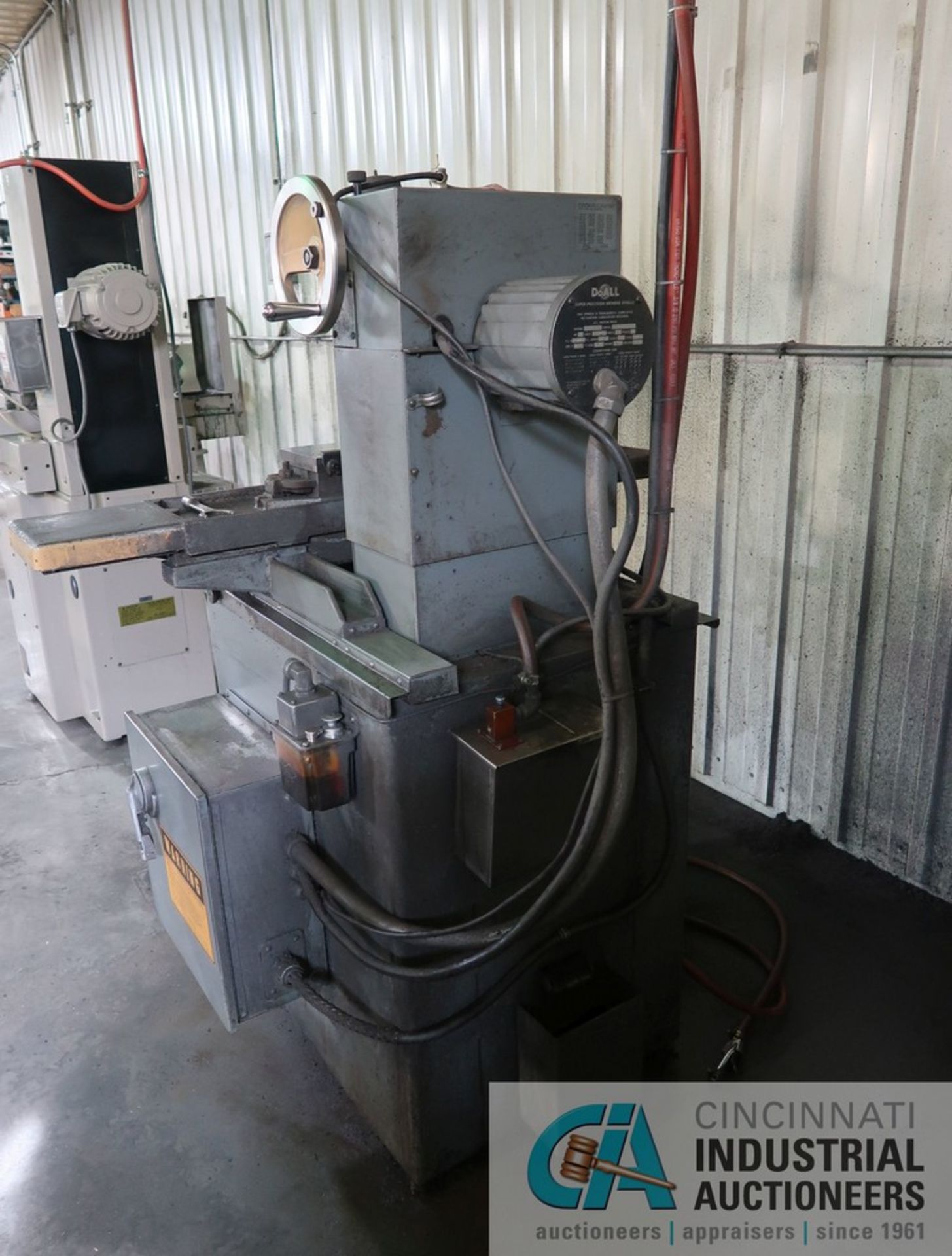 6" X 12" DOALL MODEL VS-612 HAND FEED SURFACE GRINDER, S/N 355-81757, 3 PHASE, 220 VOLTS - Image 5 of 7