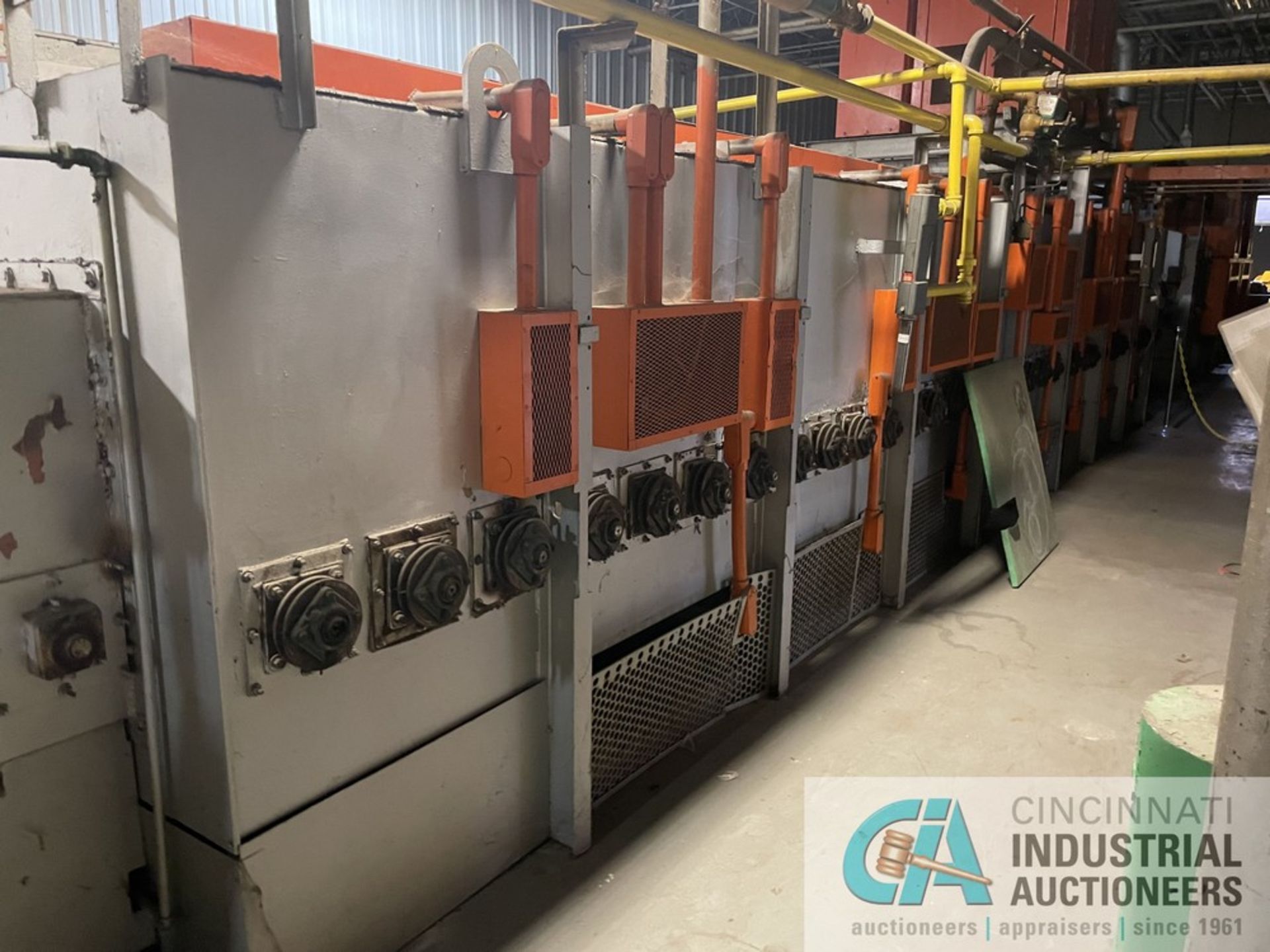 ****36" WIDE LINDBERG ANNEALING FURNACE **Auction is for machine only, any additional items in - Image 7 of 14