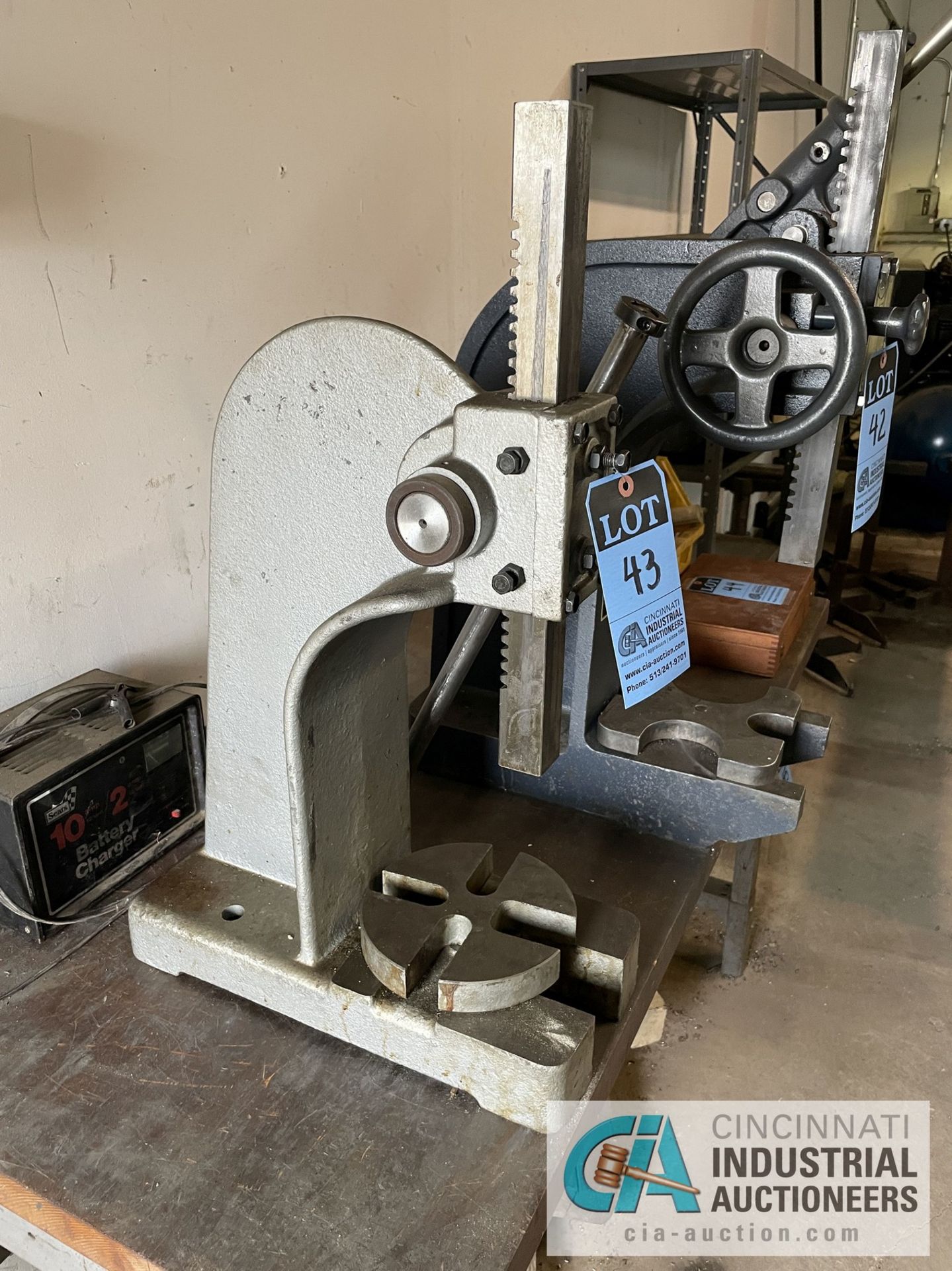 PHASE II STOCK NO. 260-103 HEAVY DUTY ARBOR PRESS