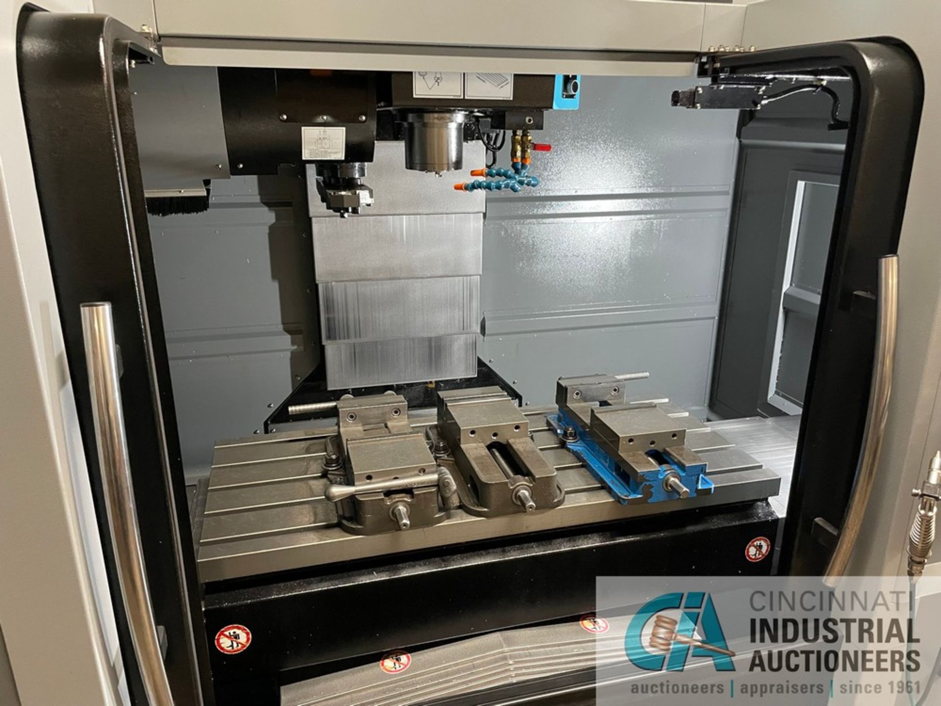 *PRELIM LISTING - NOW LOT 95* Hurco Model VM20i 3-Axis CNC Vertical Machining Center - Image 3 of 8