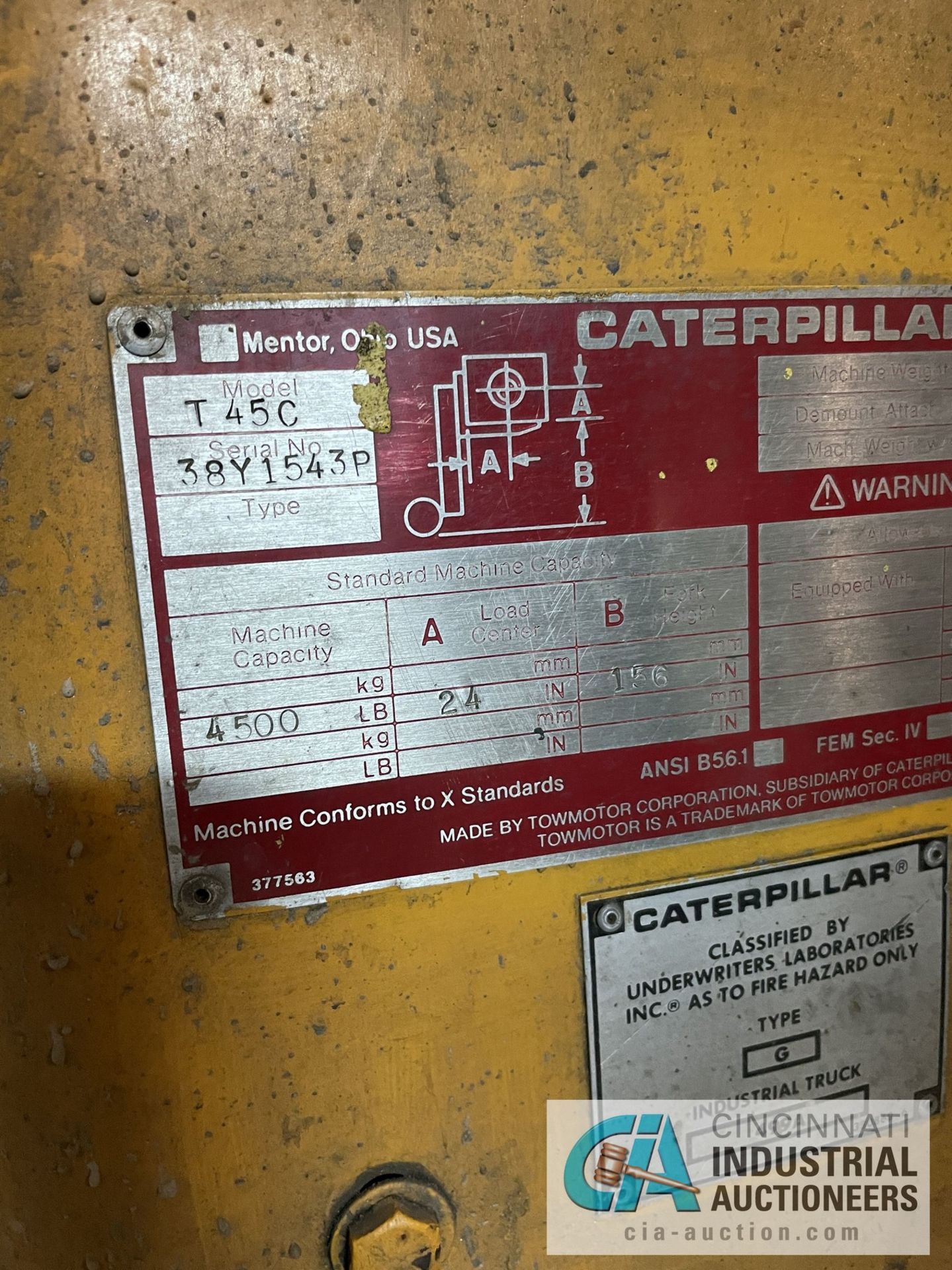 4,500 LB. CAPACITY CATERPILLAR MODEL T45C LP GAS TWO-STAGE SOLID TIRE FORKLIFT; S/N 38Y1543P, 64" - Image 6 of 10